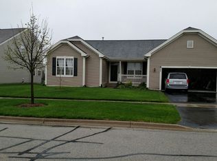 811 Verdi Ct, Woodstock, IL 60098