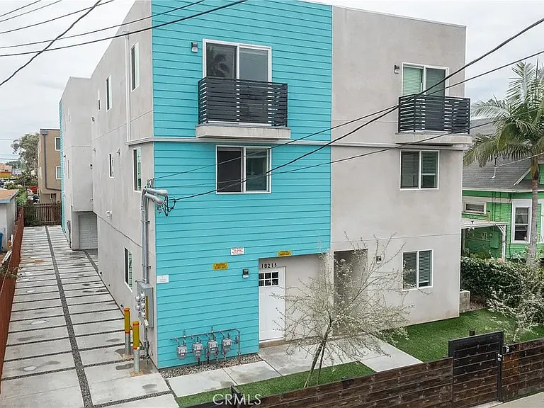 1821 S New England St #1/2 — Photo 7