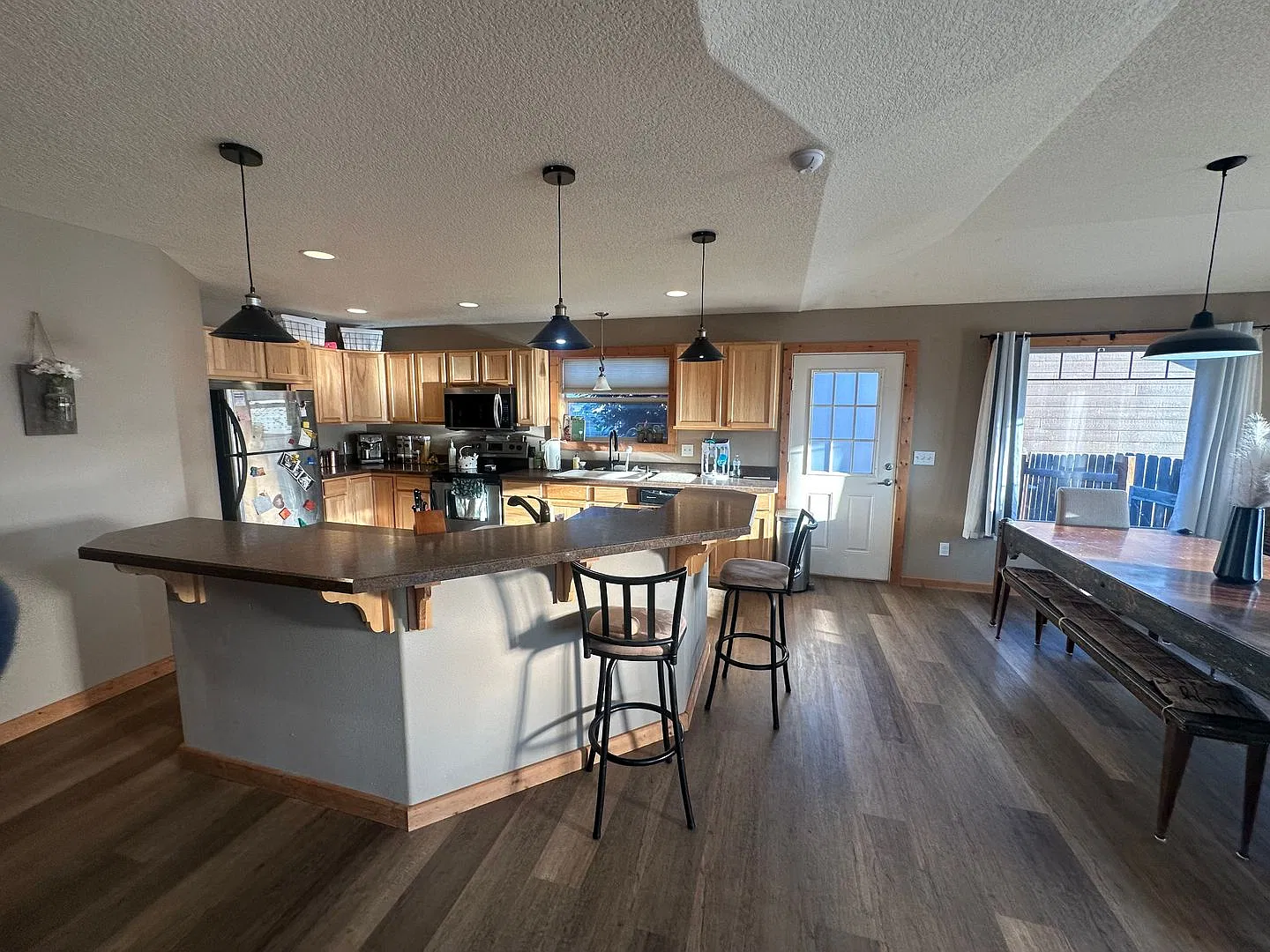 Beautiful 3-Bedroom Home in West Kalispell $2,700/Month — Photo 4