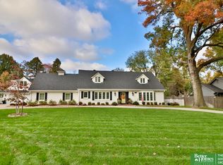 9462 Dewey Cir, Omaha, NE 68114