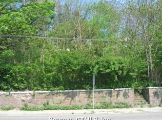 73 Washington St, Norwich, CT 06360