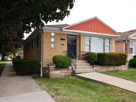 2nd image of 2959 N Nashville Ave