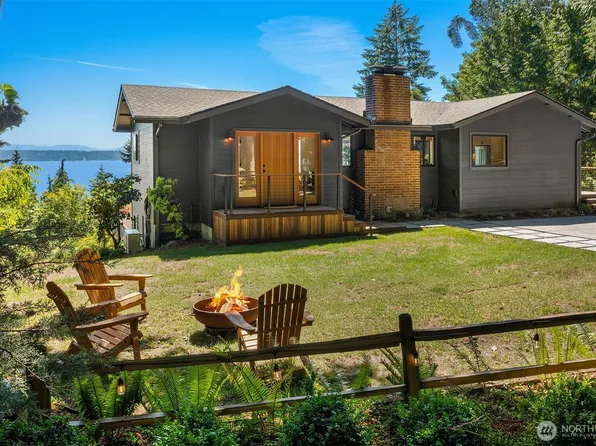 10014 SW 122nd Place, Vashon, WA 98070