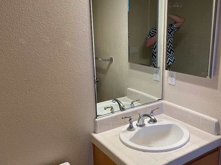 1136 Verona Way — Photo 44