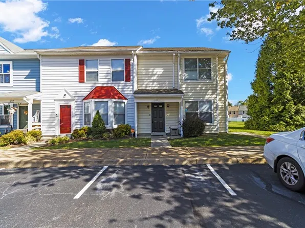 200 Whitewater Dr, Newport News, VA 23608