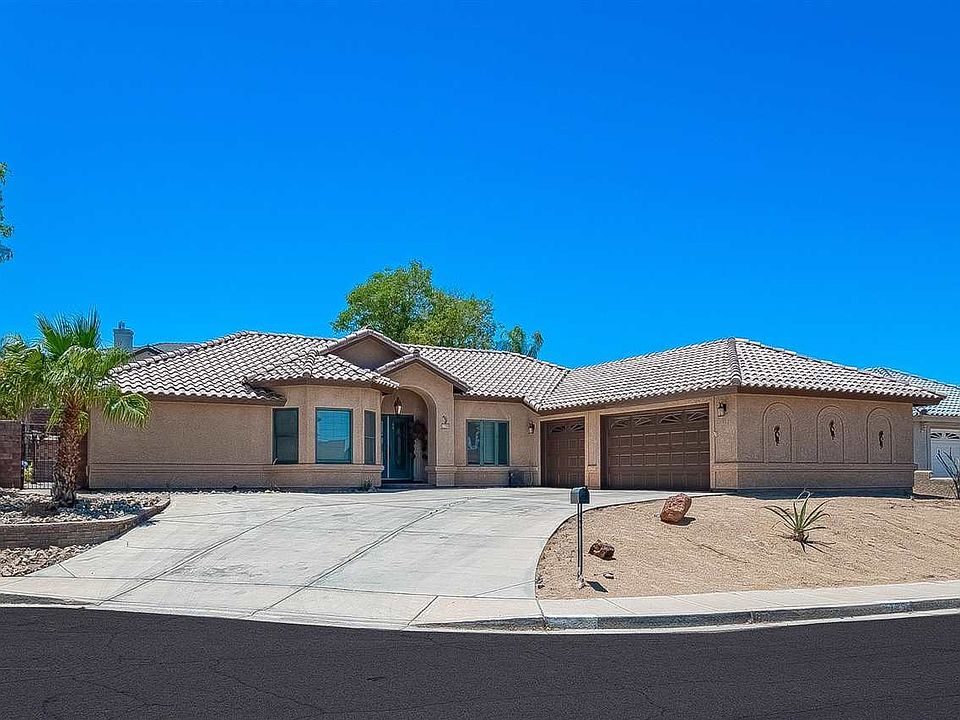 1st image of 1399 W 32nd Pl