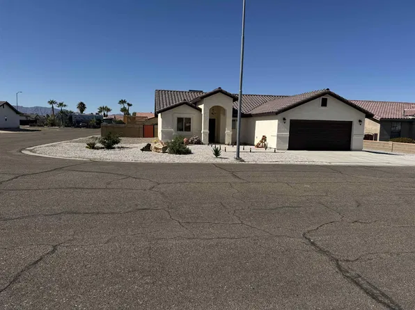 11742 S Gila St, Wellton, AZ 85356