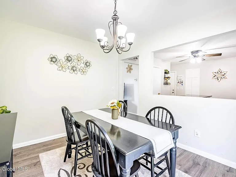 10 Corina Ct — Photo 14