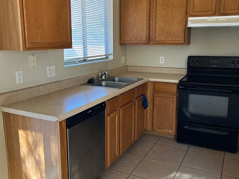 5049 N River Song Ln — Photo 21