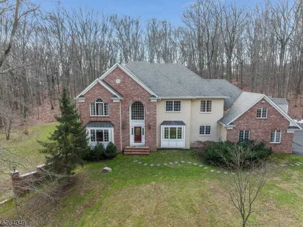 48 Country Acres Dr, Union Twp., NJ 08827