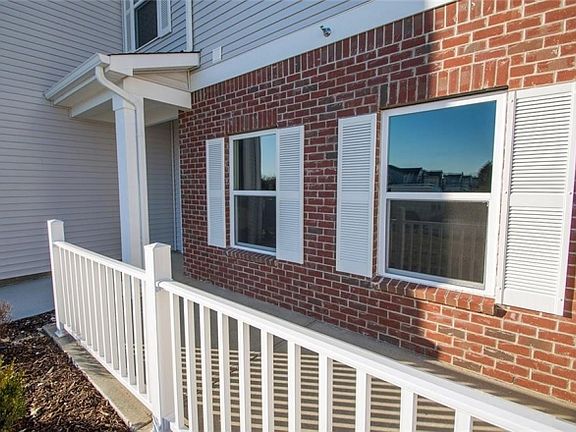 4th image of 12015 Zircon Ln Unit 900