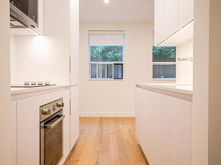 260 Gamble Ave #3 — Photo 9