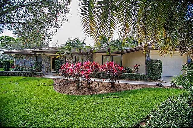 1st image of 2384 SW Spoonbill Dr