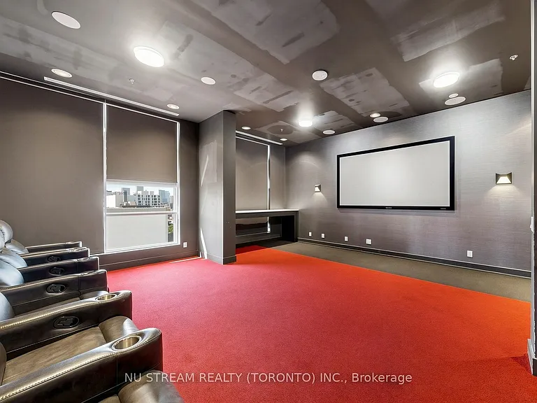 10 Willison Sq #708 — Photo 16
