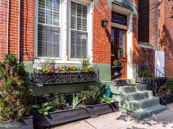 2605 Brown St, Philadelphia, PA 19130