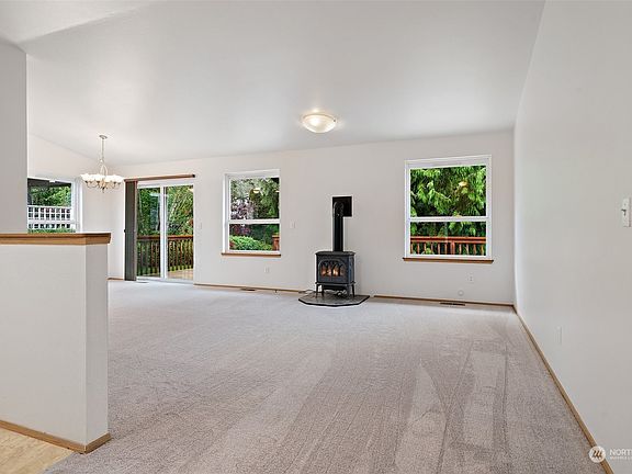 3rd image of 27573 79th Drive NW
