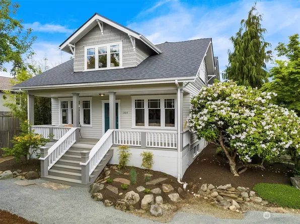 13814 90th Avenue NE, Kirkland, WA 98034