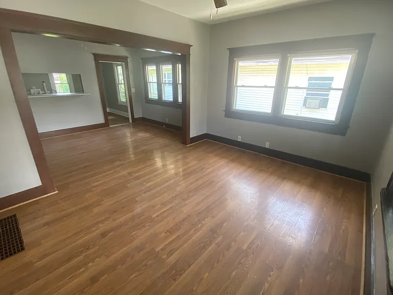 2204 George St — Photo 3