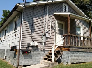 110 Warwick Ln, Oak Ridge, TN 37830