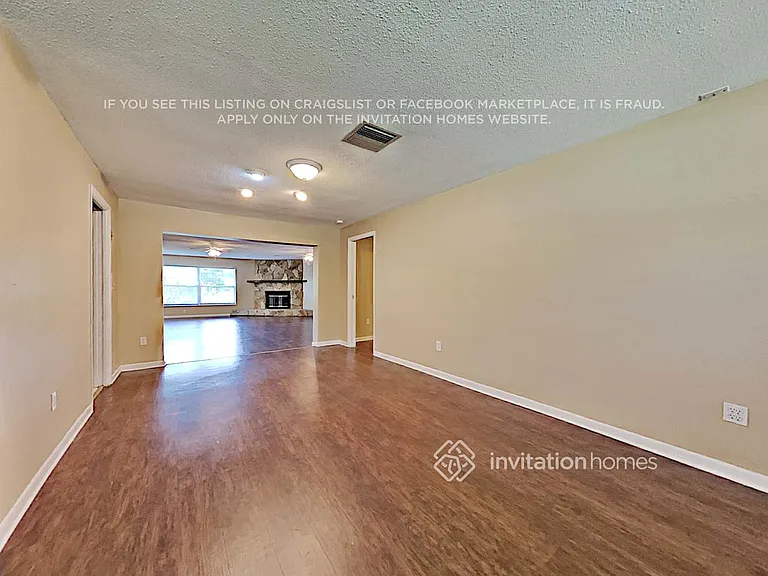 11577 Pine St — Photo 5