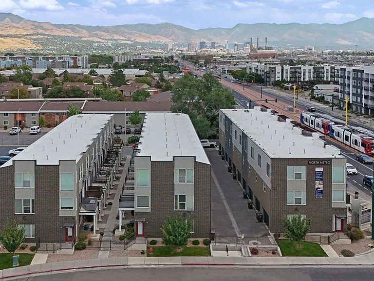 North Metro Townhomes — Photo 24