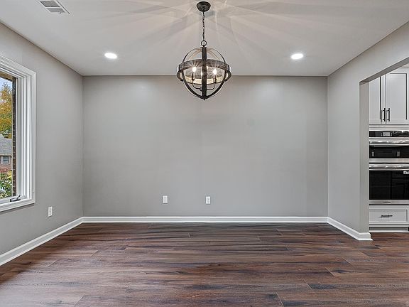 5th image of 401 Brentwood Dr