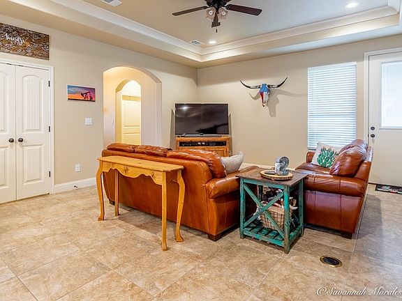 2nd image of 32 Balmoral Cir