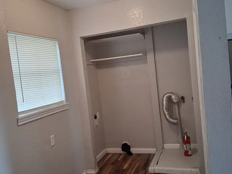 2333 Riggan St — Photo 8