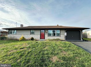 2417 Berkshire Ln, Dover, PA 17315