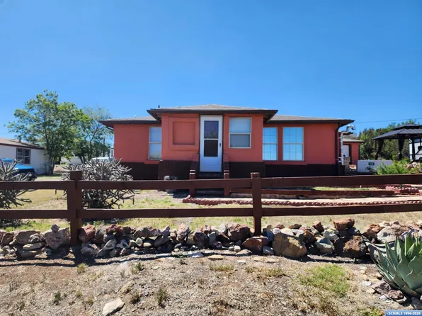 408 James St, Santa Clara, NM 88026