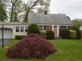 185 Highlawn Rd, Fairfield, CT 06824