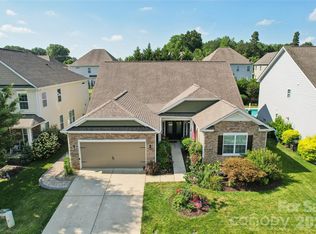 123 Tomahawk Dr, Mooresville, NC 28117