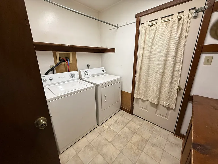 2748 Turkey Point Rd #1 — Photo 10
