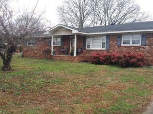 5833 Rockmart Hwy, Silver Creek, GA 30173