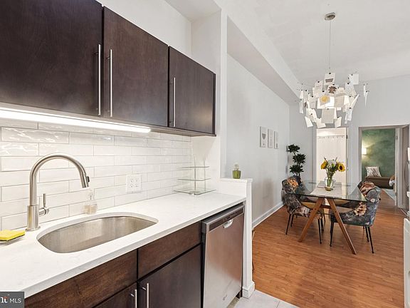 5th image of 1500 Green St #2