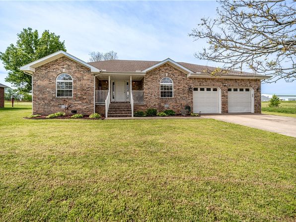 219 Casey Ln, Berryville, AR 72616
