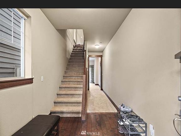 2nd image of 3813 NE 3rd Pl