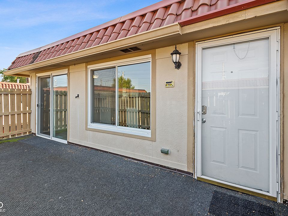 1st image of 2808 Del Prado Dr