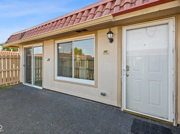 2808 Del Prado Dr, Indianapolis, IN 46227