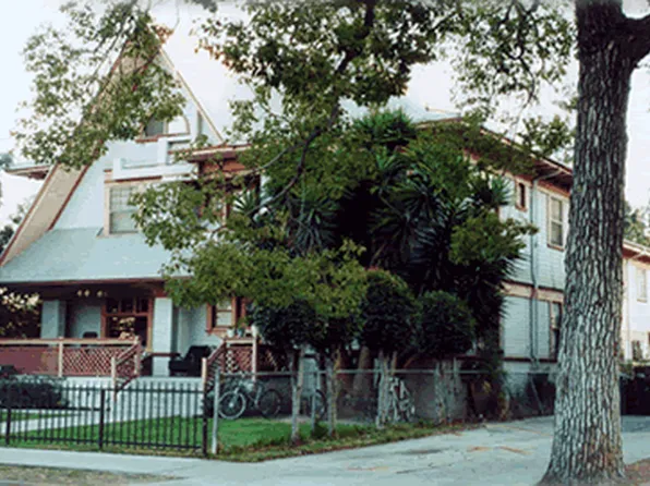 1110 W 30th St #B, Los Angeles, CA 90007