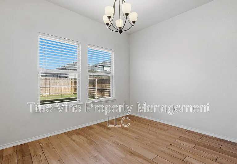 114 Katy Way — Photo 30