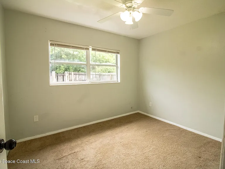 2308 Shenandoah Rd NE #A — Photo 6