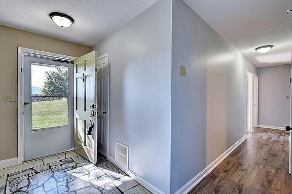5th image of 722 Liberty Bell Blvd