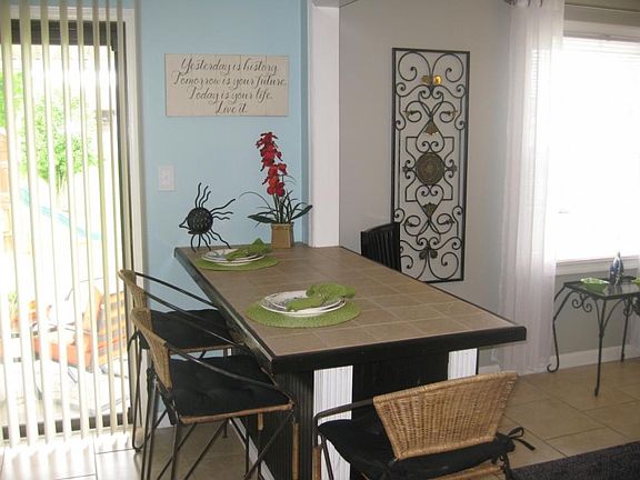 5th image of 49 Moneta Cir