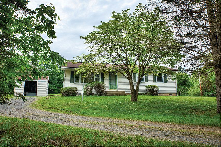1st image of 280 Country Ln