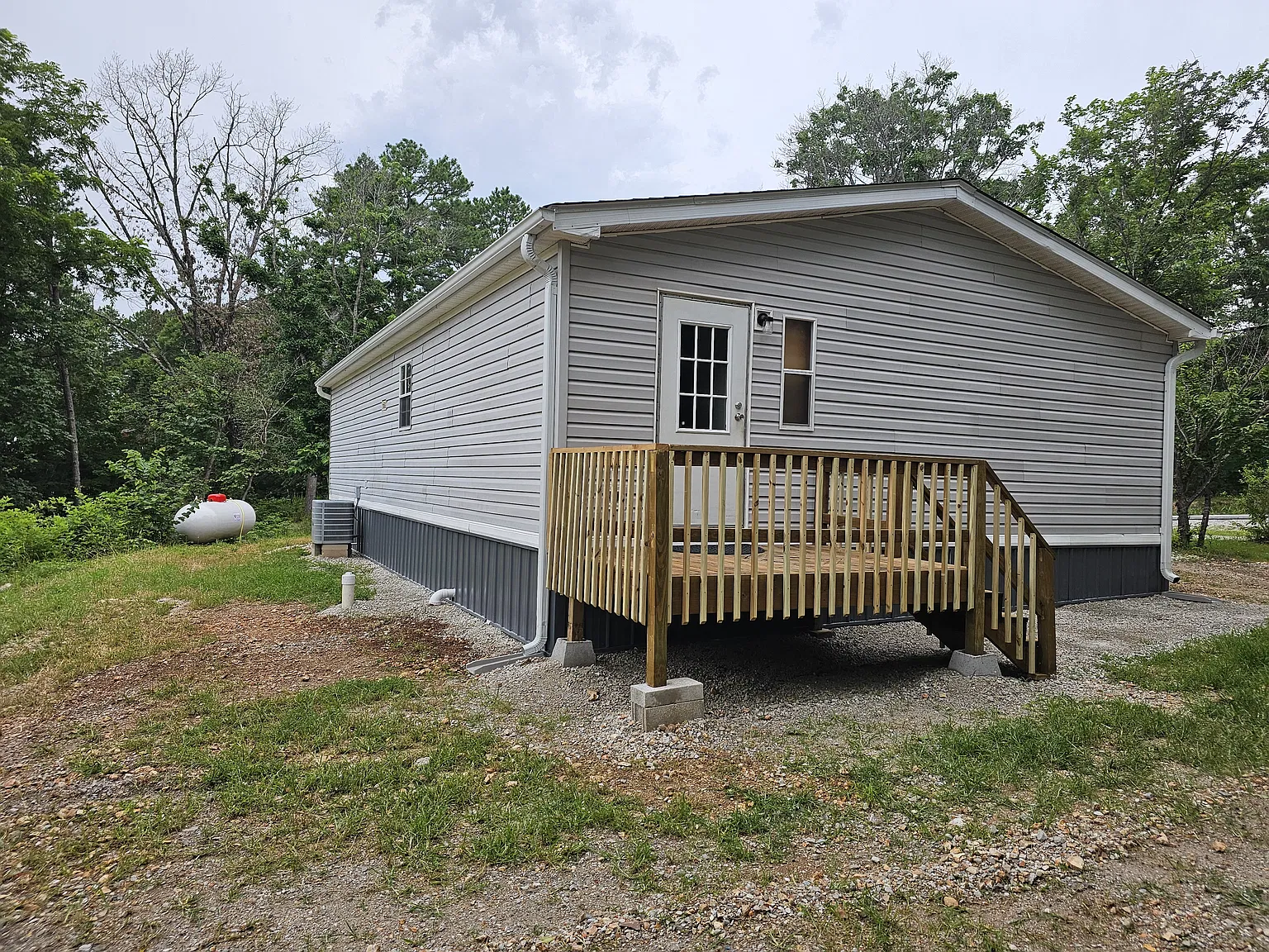 3 bed, 1232 sqft, $1,800 — Photo 4