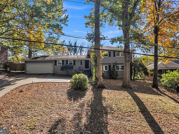 2nd image of 2363 Oak Ridge Ct