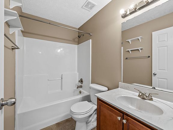 4th image of 1317 Mutual Dr