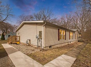 20623 Madison Rd, South Bend, IN 46614