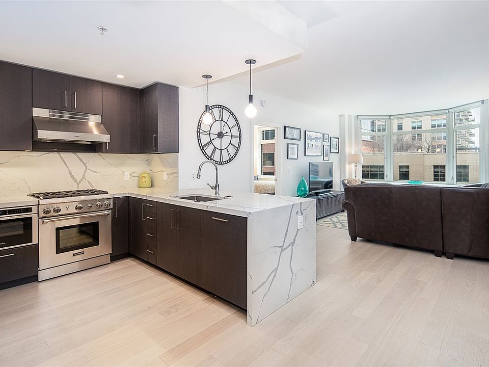 1st image of 1400 Hudson St #428